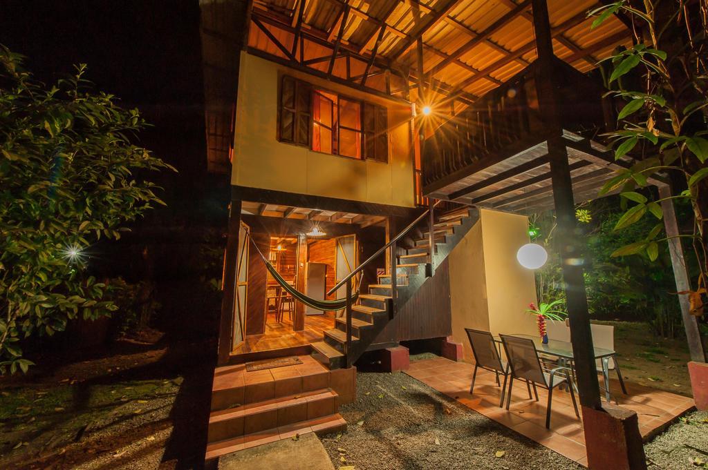 Cabinas Montesol Puerto Viejo de Talamanca Buitenkant foto